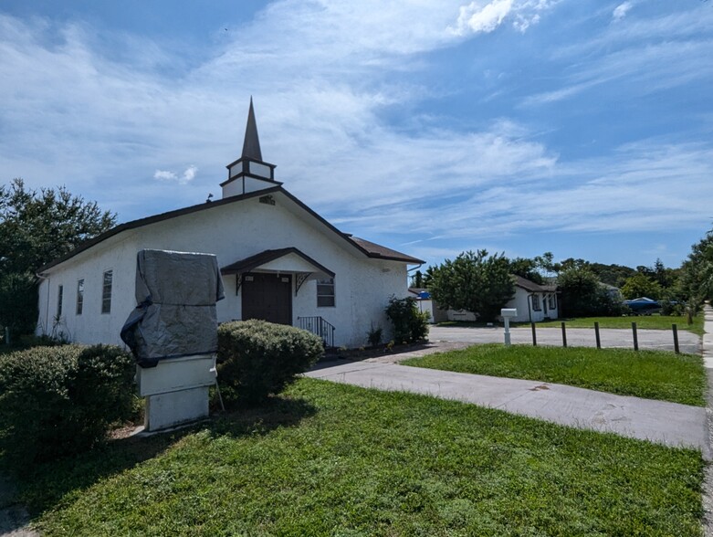 Primary Photo Of 2800 41st Ave N, Saint Petersburg Religious Facility For Sale