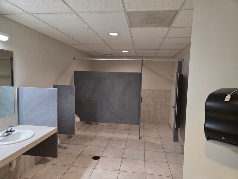 More Photos Of 4378 Craighead Rd, Allison Park Office For Lease