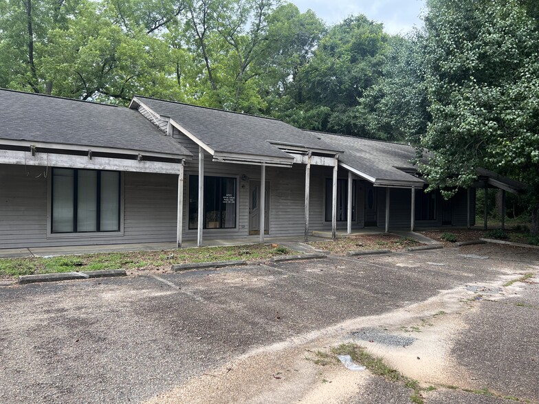 Primary Photo Of 1864 Andrews Ave, Ozark Office For Sale