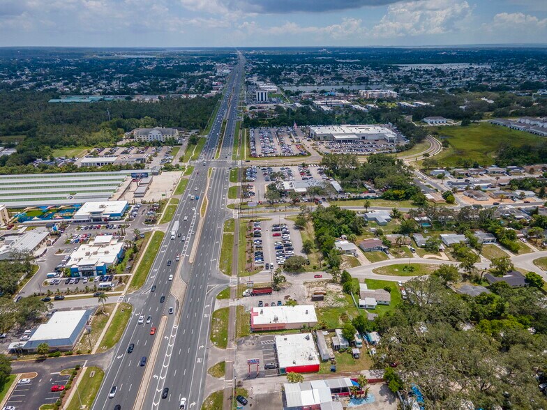 More Photos Of 3307 US Highway 19, Holiday Freestanding For Sale