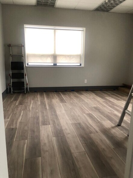 More Photos Of 13343 35th Ave, Flushing Office For Lease