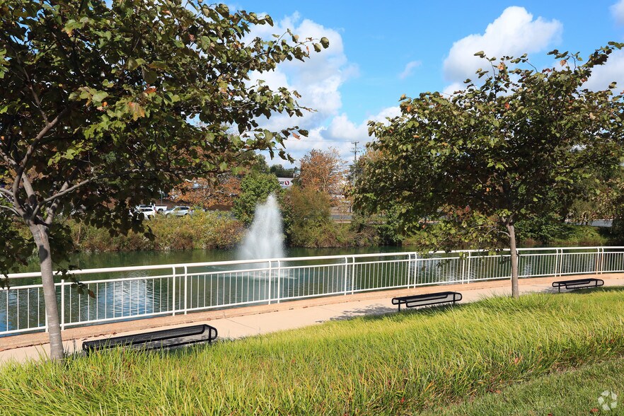 More Photos Of 12150 Monument Dr, Fairfax Office For Lease