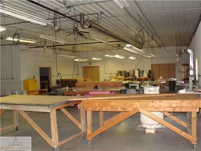 More Photos Of 435 Packard Hwy, Charlotte Manufacturing For Lease