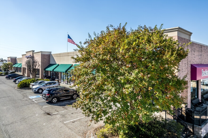 More Photos Of 7075 Malco Blvd, Southaven Storefront Retail Office For Lease