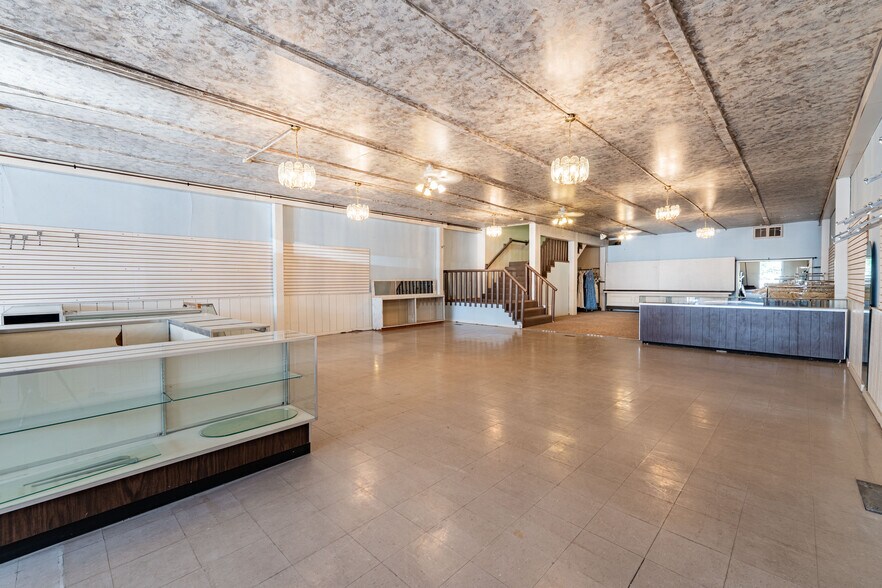 More Photos Of 65 N 200 E, Roosevelt Restaurant For Sale