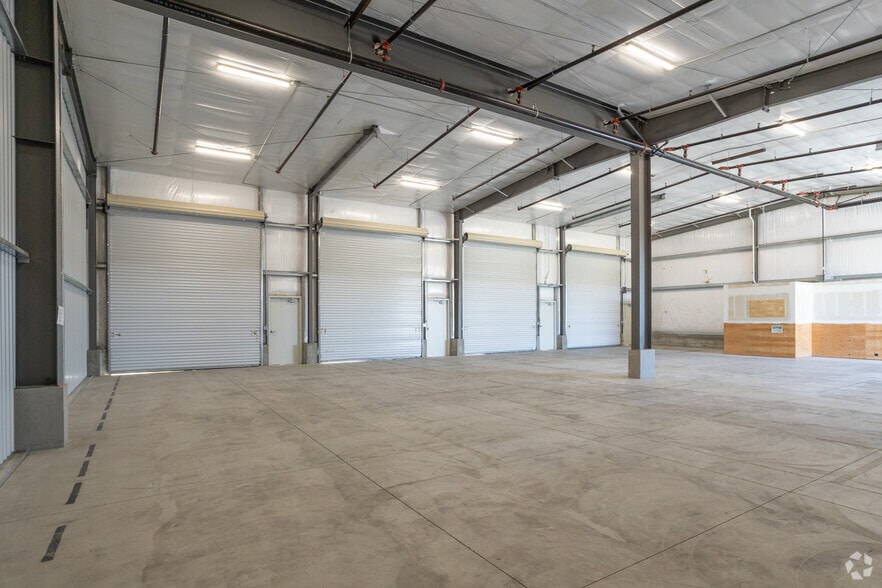 More Photos Of 901 Buckley Rd, San Luis Obispo Self Storage For Lease