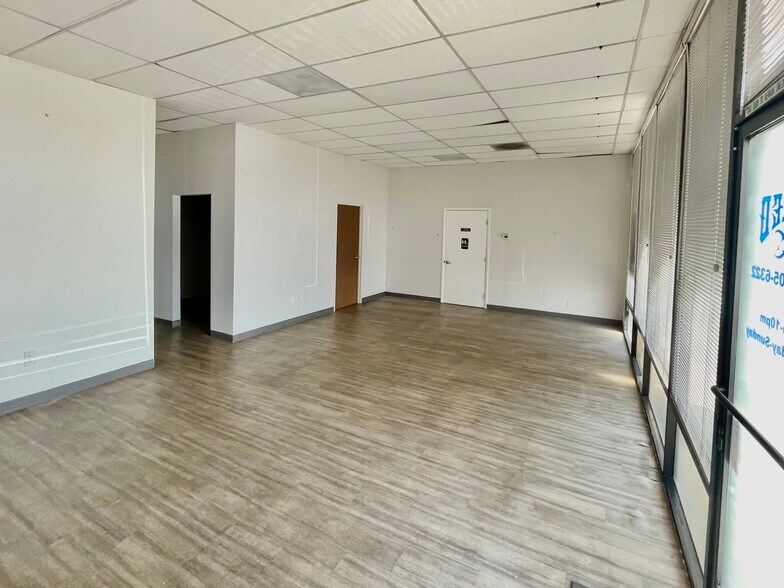 More Photos Of 24012 Avenida de la Carlota, Laguna Hills Storefront For Lease