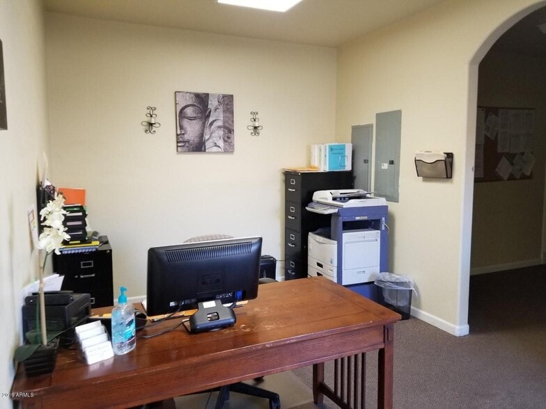 More Photos Of 936 N F Ave, Douglas Storefront Retail Office For Sale