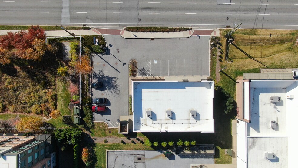 More Photos Of 215 N Pottstown Pike, Exton Storefront For Sale