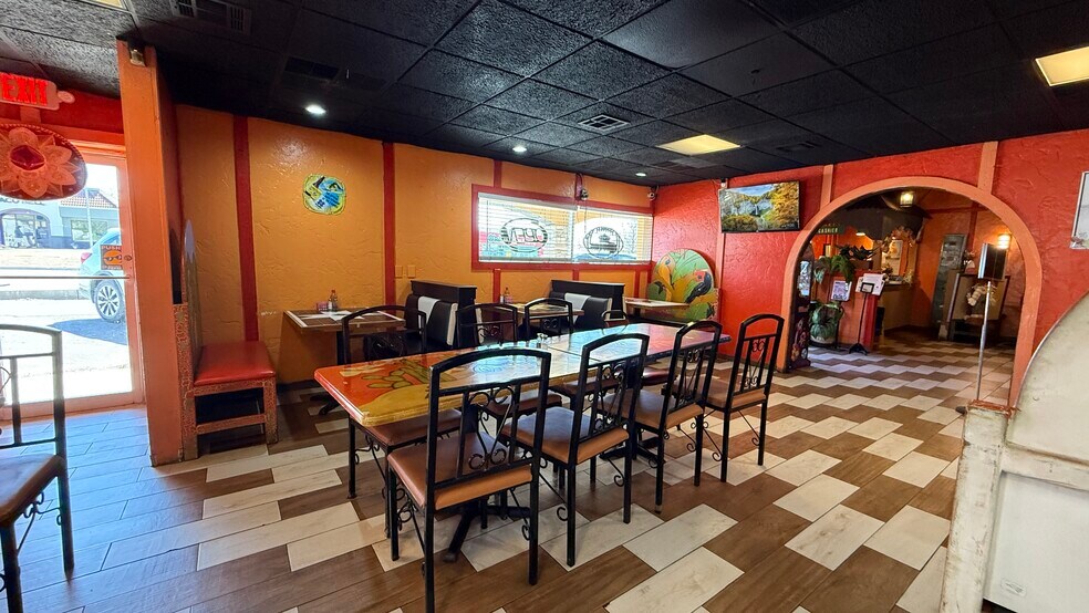 More Photos Of 1310 S Muskogee Ave, Tahlequah Restaurant For Sale