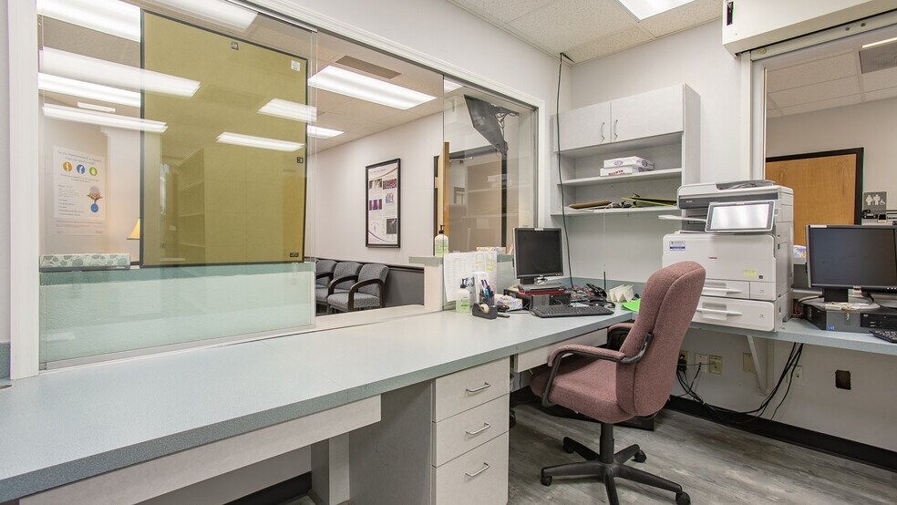 More Photos Of 7350 Sand Lake Commons Blvd, Orlando Medical For Lease
