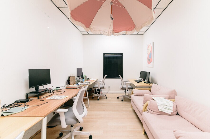 More Photos Of 19010 S Alameda St, Rancho Dominguez Distribution For Lease