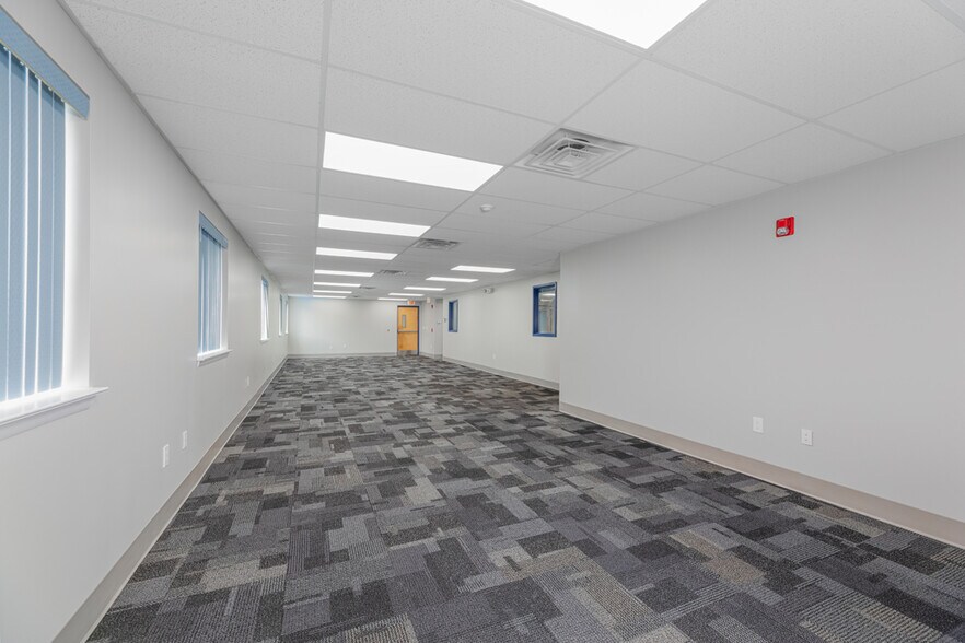 More Photos Of 411 Commerce Ln, West Berlin Industrial For Sale