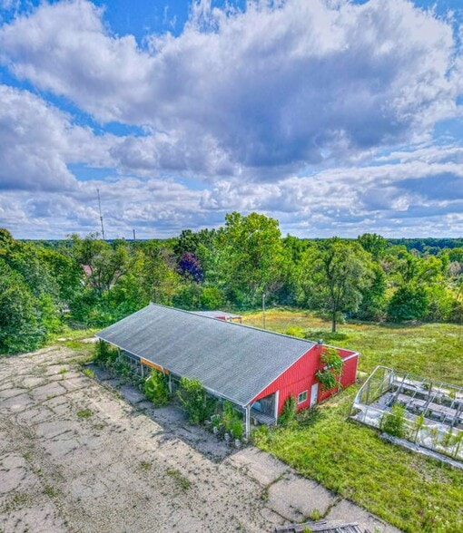 More Photos Of 3233 Page Ave, Jackson Garden Center For Sale