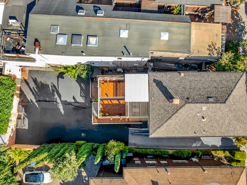 More Photos Of 1512 Walnut St, Berkeley Multifamily For Sale