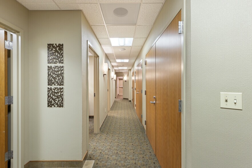 More Photos Of 2435 NW Kline St, Roseburg Medical For Lease