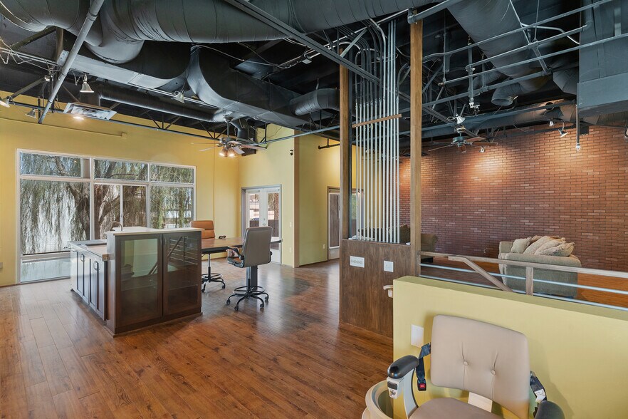 More Photos Of 4030 E Post Rd, Las Vegas Warehouse For Sale