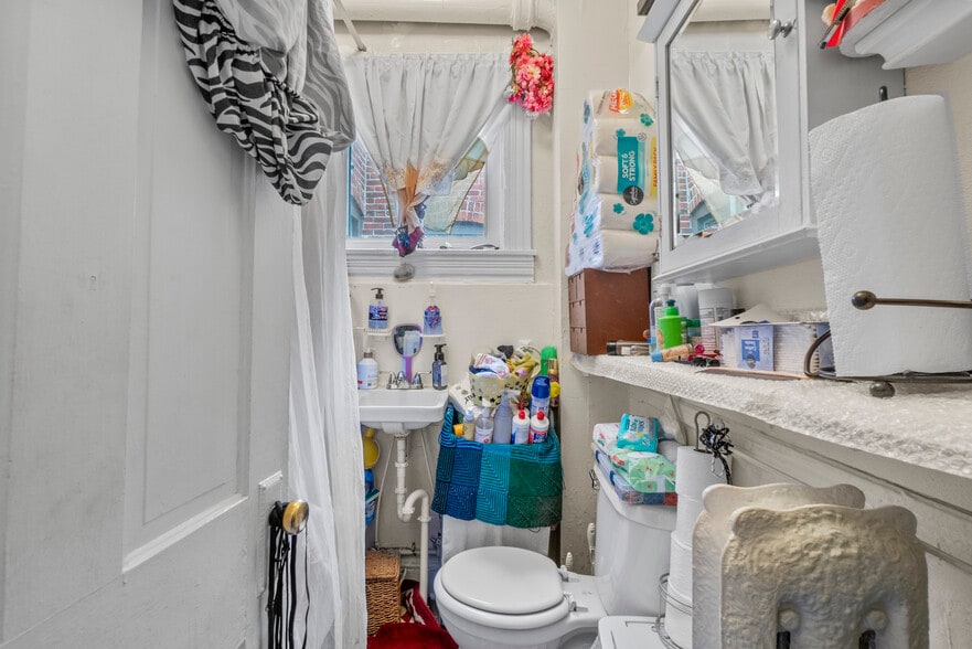 More Photos Of 2708 Maryland Ave, Baltimore Multifamily For Sale