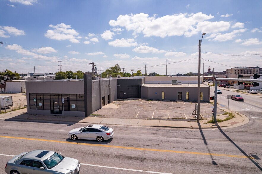 Primary Photo Of 1001 E Central Ave, Wichita Light Distribution For Lease