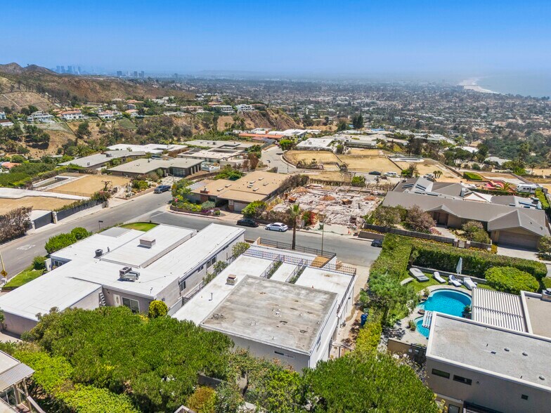 More Photos Of 16647 Charmel Ln, Pacific Palisades Land For Sale