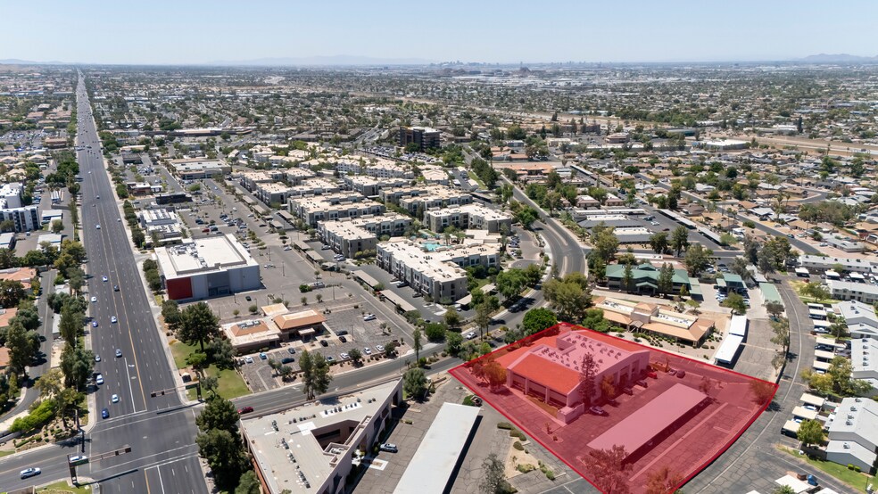 More Photos Of 4801 S Lakeshore Dr, Tempe Office For Lease