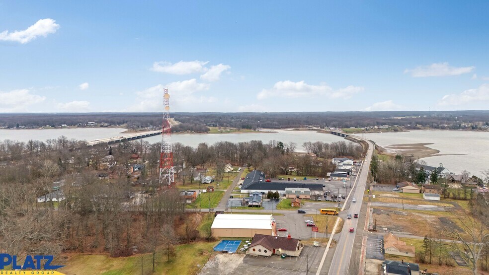 More Photos Of 17674 Mahoning Ave, Lake Milton General Retail For Lease