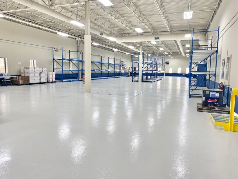 More Photos Of 170 Forbes Blvd, Mansfield Light Manufacturing For Lease