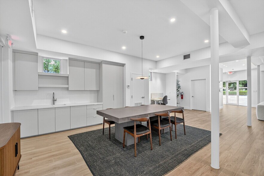 More Photos Of 3705 N Federal Hwy, Delray Beach Medical For Sale