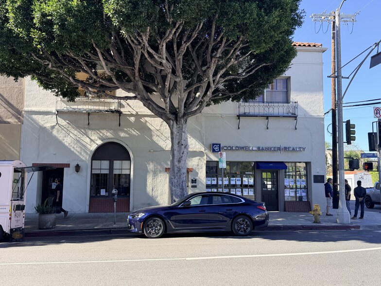 More Photos Of 251 N Larchmont Blvd, Los Angeles Office For Lease
