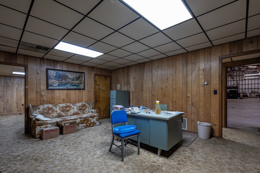 More Photos Of 96 Huffaker Rd NW, Rome Warehouse For Sale