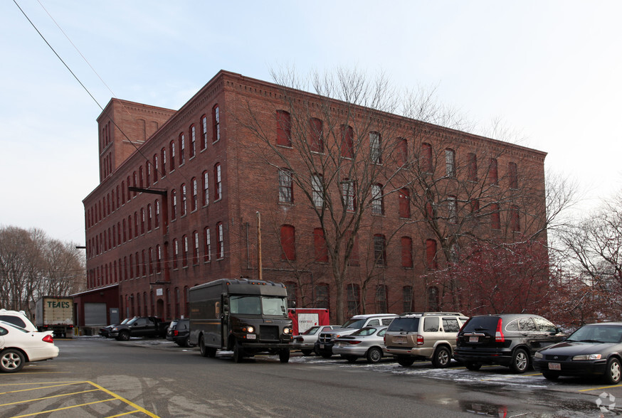 Primary Photo Of 63 Middlesex St, Chelmsford Warehouse For Lease