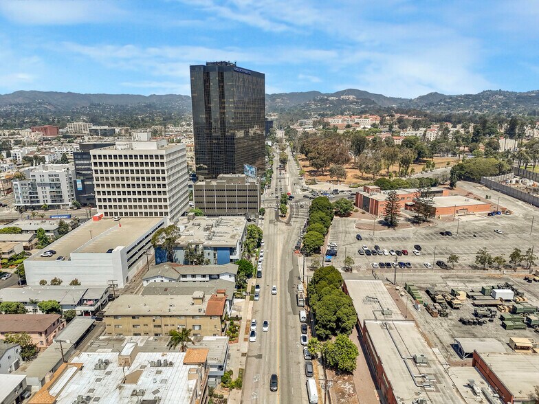 More Photos Of 1253 Federal Ave, Los Angeles Apartments For Sale