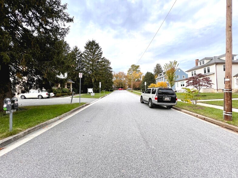 More Photos Of 403 W Pennsylvania Ave, Towson Office Residential For Sale