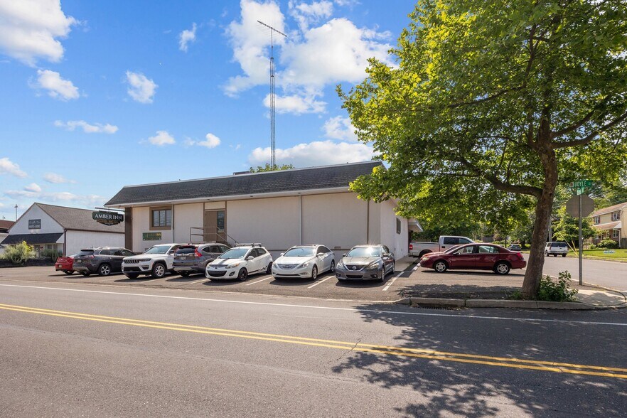 More Photos Of 209 Shewell Ave, Doylestown Restaurant For Sale