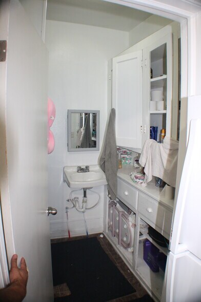 More Photos Of 6802 Avenue F, Houston Multifamily For Sale