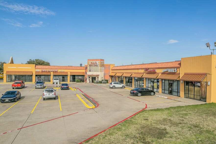 More Photos Of 5110 Paige Rd, The Colony Unknown For Lease