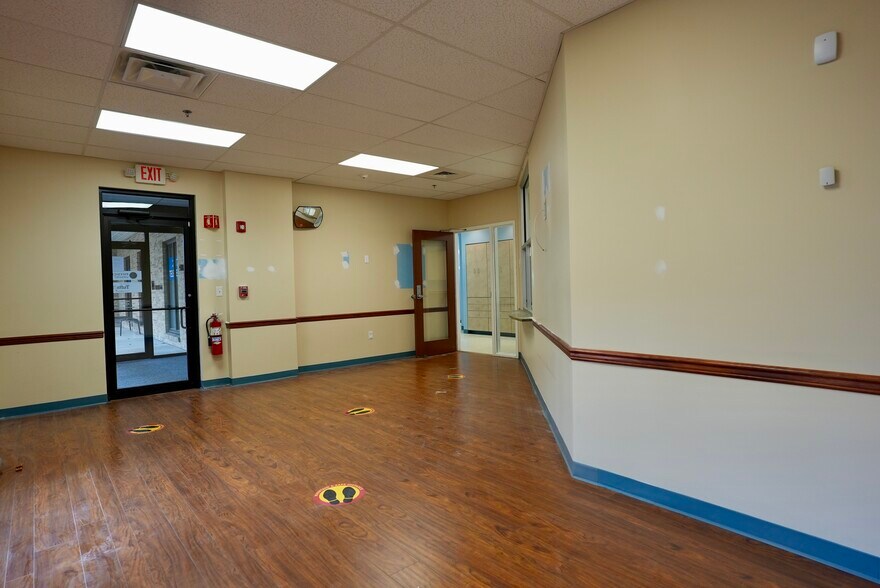 More Photos Of 1340 Belmont St, Brockton Medical For Lease
