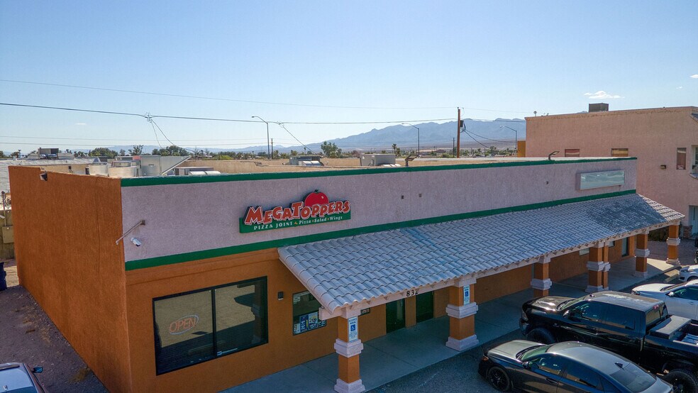 More Photos Of 832 Gemstone Ave, Bullhead City Restaurant For Sale