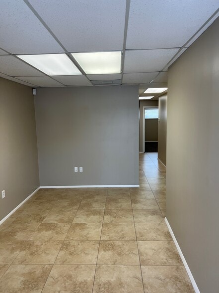 More Photos Of 6315 Presidential Ct, Fort Myers Office For Lease