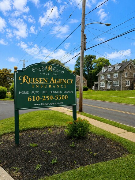 More Photos Of 678 Ferne Blvd, Drexel Hill Office For Sale