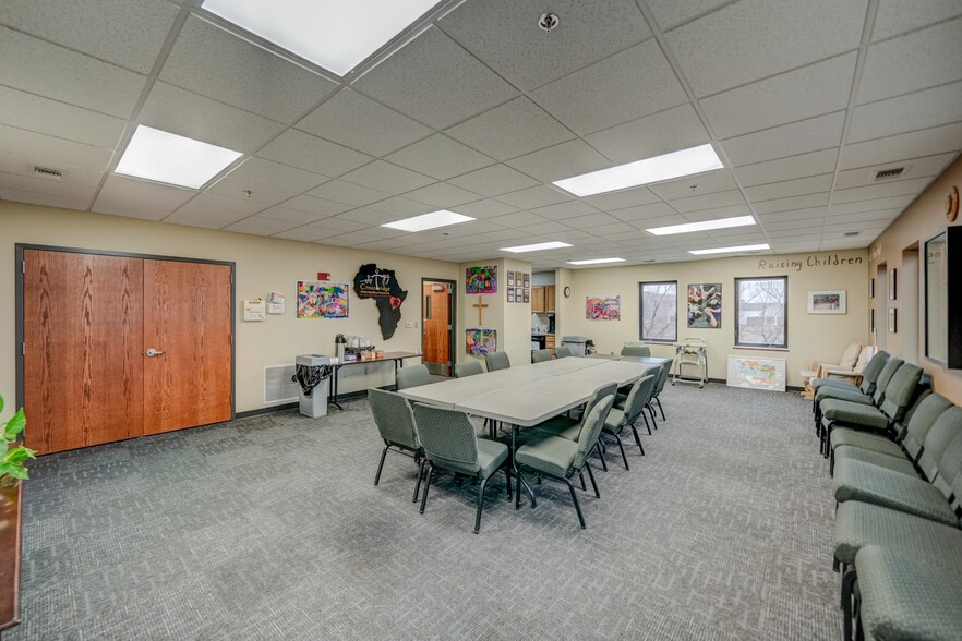 More Photos Of 2730 Crossbridge Rd, Lincoln Religious Facility For Sale