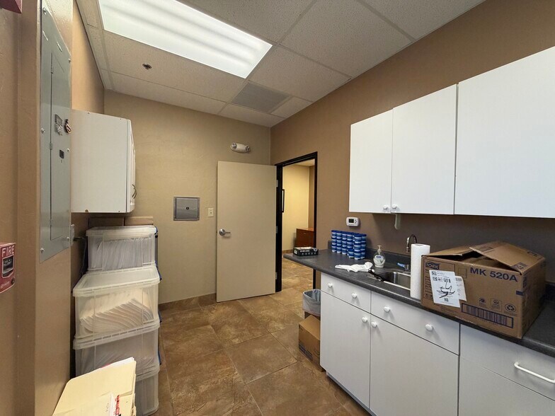 More Photos Of 12409 W Indian School Rd, Avondale Office For Sale