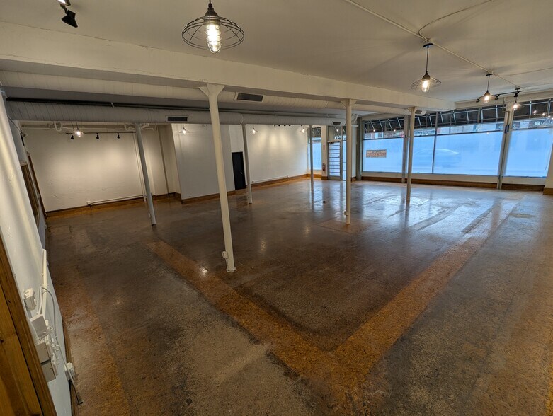 More Photos Of 238 N Broadway, Denver Storefront Retail Office For Lease
