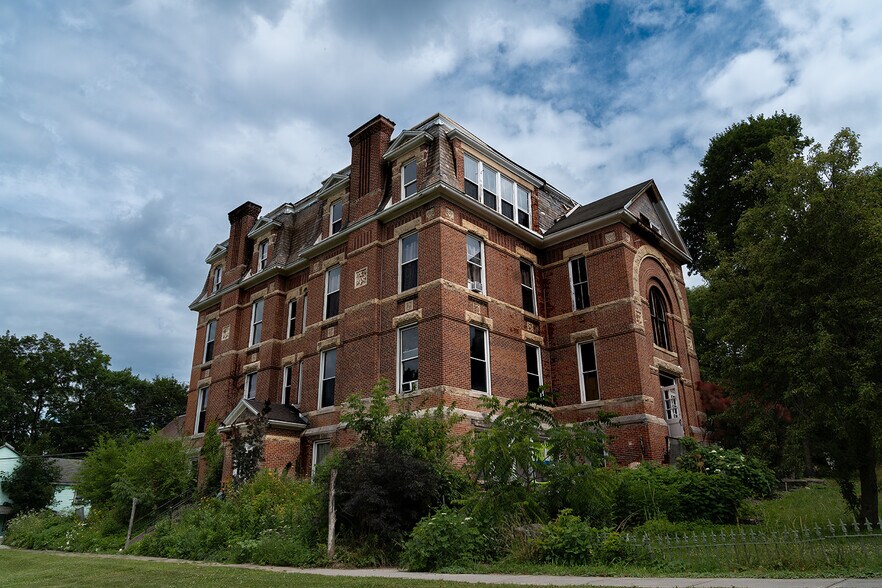 Primary Photo Of 9 High St, Hoosick Falls Apartments For Sale