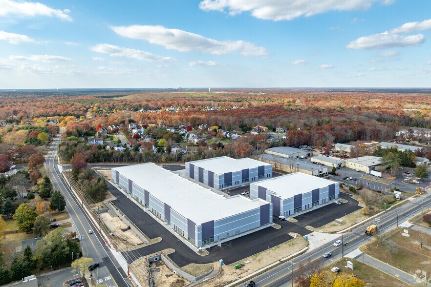 More Photos Of 1700 Lakewood Rd, Toms River Industrial For Sale