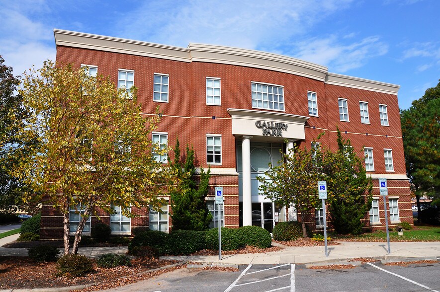 More Photos Of 4030 Wake Forest Rd, Raleigh Office For Sale