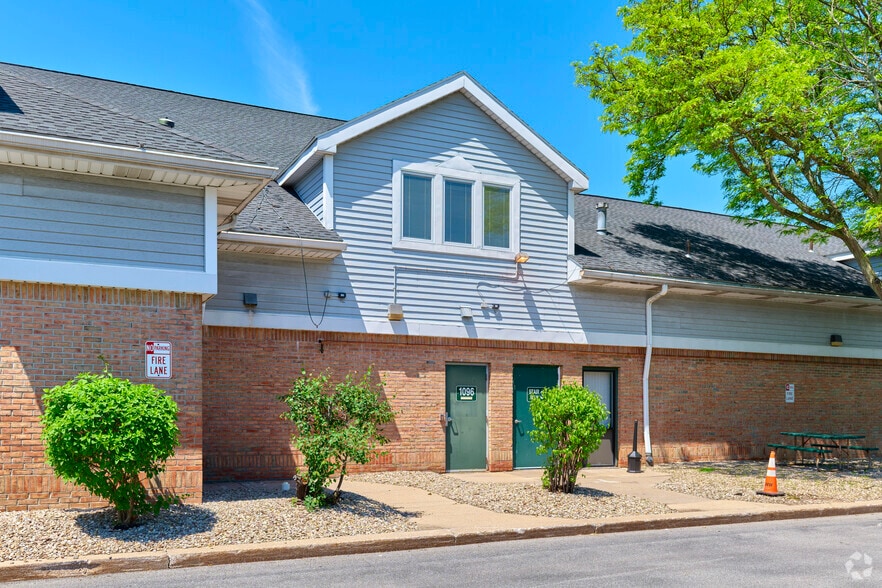 More Photos Of 1100-1110 Long Pond Rd, Rochester Unknown For Lease