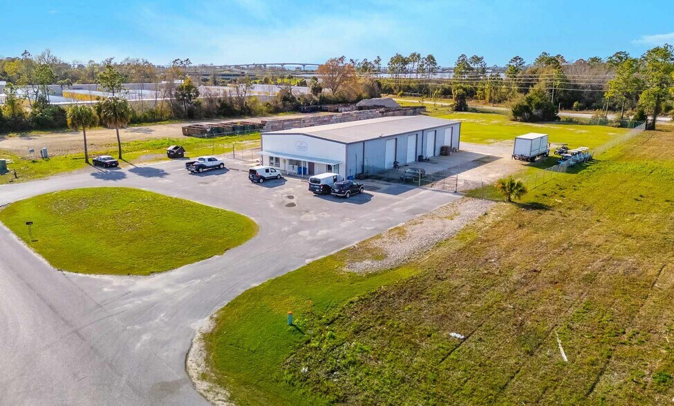 Primary Photo Of 281 Commerce Blvd, Port Saint Joe Warehouse For Sale