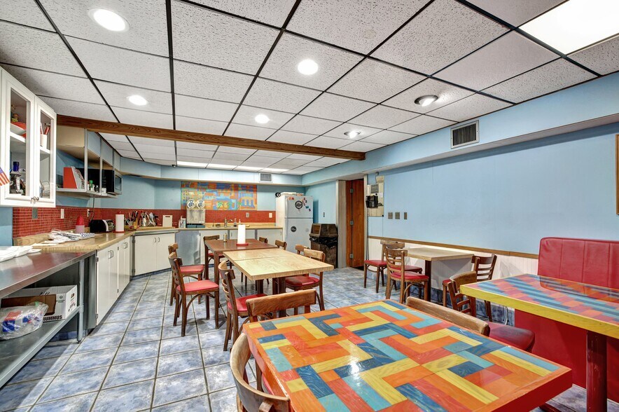 More Photos Of 15221 NE 21st Ave, Miami Warehouse For Sale