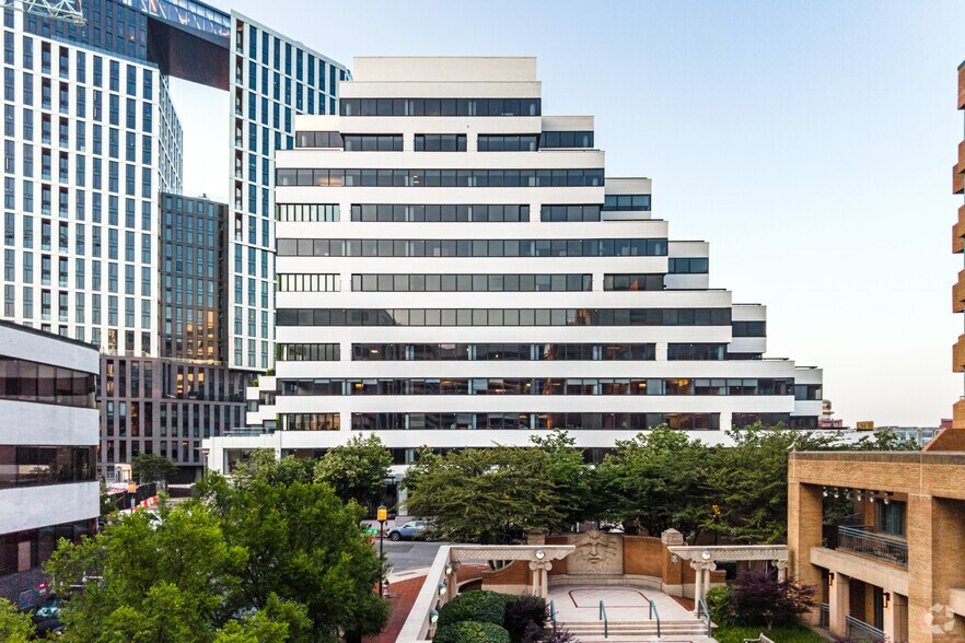 More Photos Of 4800 Hampden Ln, Bethesda Office For Lease